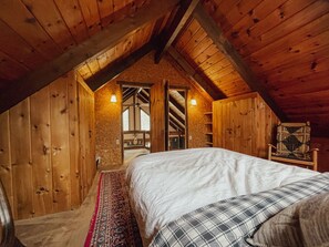 3 bedrooms, iron/ironing board, free WiFi