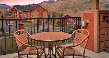 Steamboat Springs, CO Rocky Mountains Resort Near the Hot Springs 2BR/2BA Deluxe