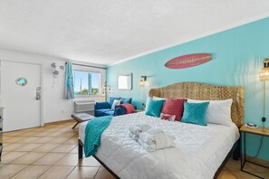 1 soverom, skrivebord, strykejern/-brett og wi-fi (inkludert)