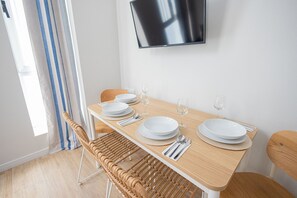 Dining - The Mediterraneo Apartment 04 by Florit Flats (Valencia)