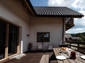 Outdoor dining - Domek pod Szarowym Lasem by Interhome (Wisla)