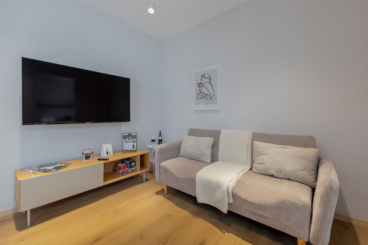 Appartement Premium, patio | Salle de séjour