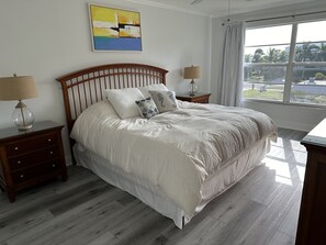 2 slaapkamers, een strijkplank/strijkijzer, wifi, beddengoed