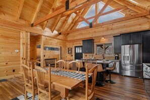 Dining - Custom-Built Cabin with Long Range Views (Banner Elk)