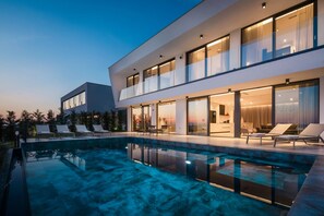 Villa | 4 bedrooms - 22 (Zadar)