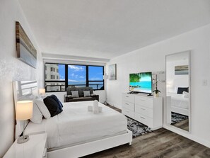 2 bedrooms, iron/ironing board, travel cot, free WiFi