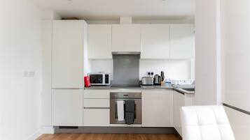 Apartment, 1 Bedroom | Interior