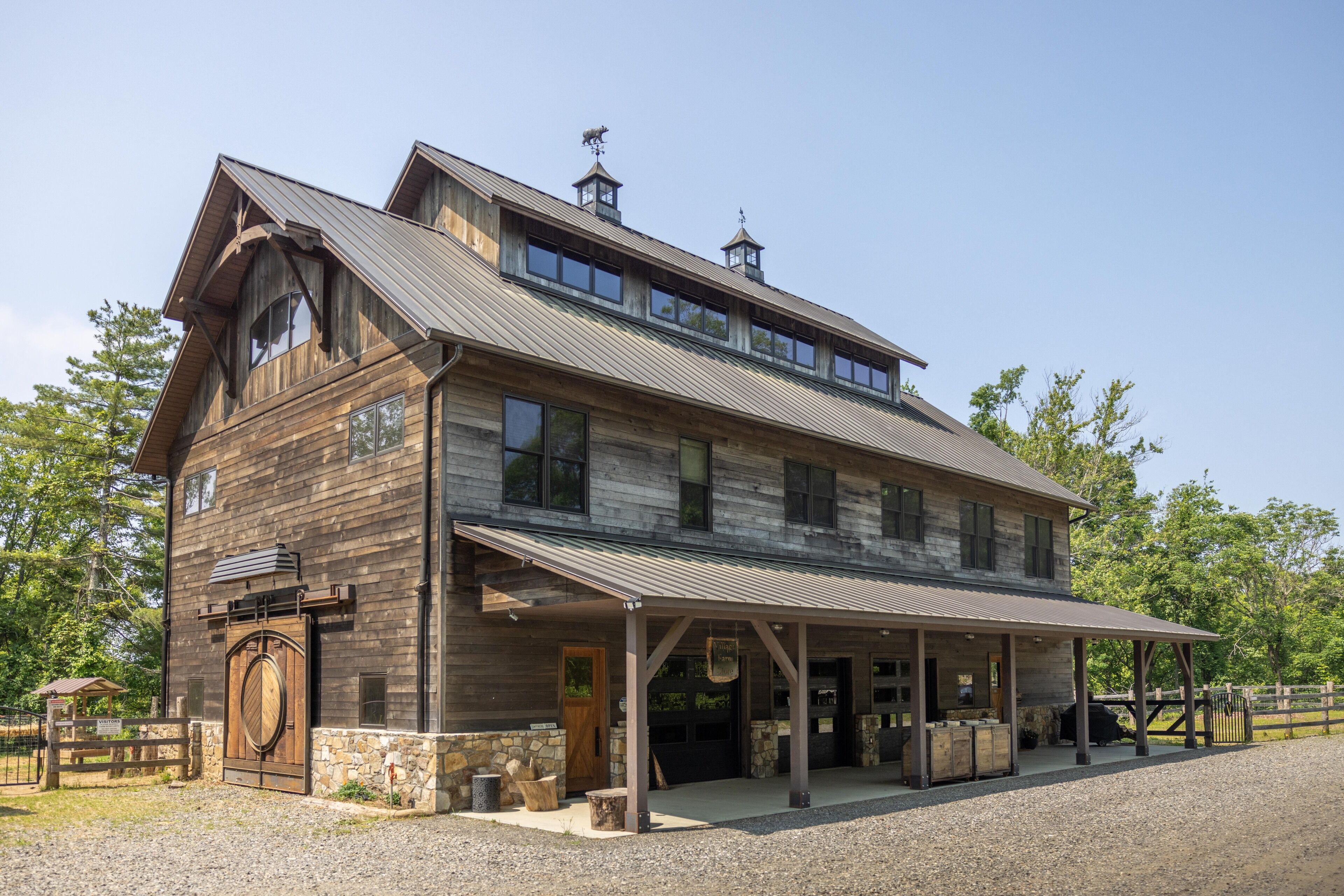 The Opulent Barn Farmstay an unforgettable Asheville farm experience with breathtaking scenery