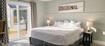 Home Away Villa: Ideal for Island Adventures