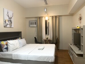 1 bedroom, WiFi, bed sheets