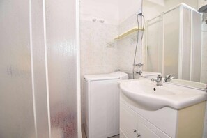 Bidet