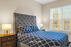 2 bedrooms, desk, iron/ironing board, travel cot