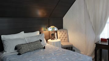 4 makuuhuonetta, silitysrauta/-lauta, Wi-Fi, vuodevaatteet