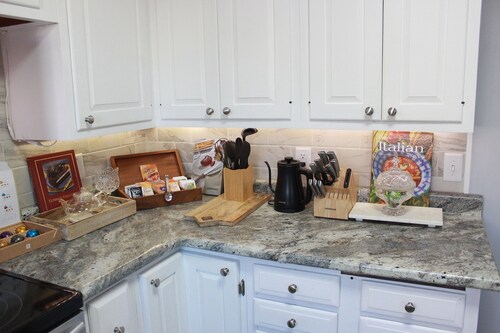 Beautiful House! 15min away from Wisconsin Dells, Skiing Resorts and Devils lake