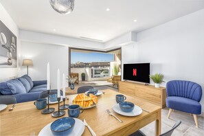 Dining - Sara | Sea view - pool - terrace (La Cala de Mijas)