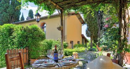 Tuscan Home Rignano Private Garden, Rignano sull'Arno, Italy