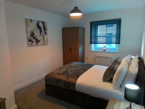 1 bedroom, desk, iron/ironing board, free WiFi