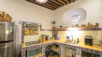 Refrigerador y microondas