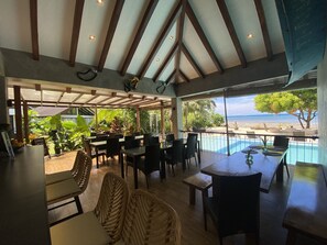 Restaurant - Amila Dive Beach Resort (Cauayan)
