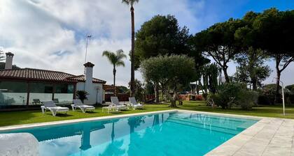 Los Porches, mit privatem Pool
