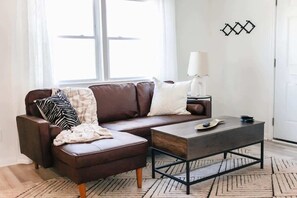 TV, offices - Sojourn Bayside Bliss | Modern 2BR (Norfolk)