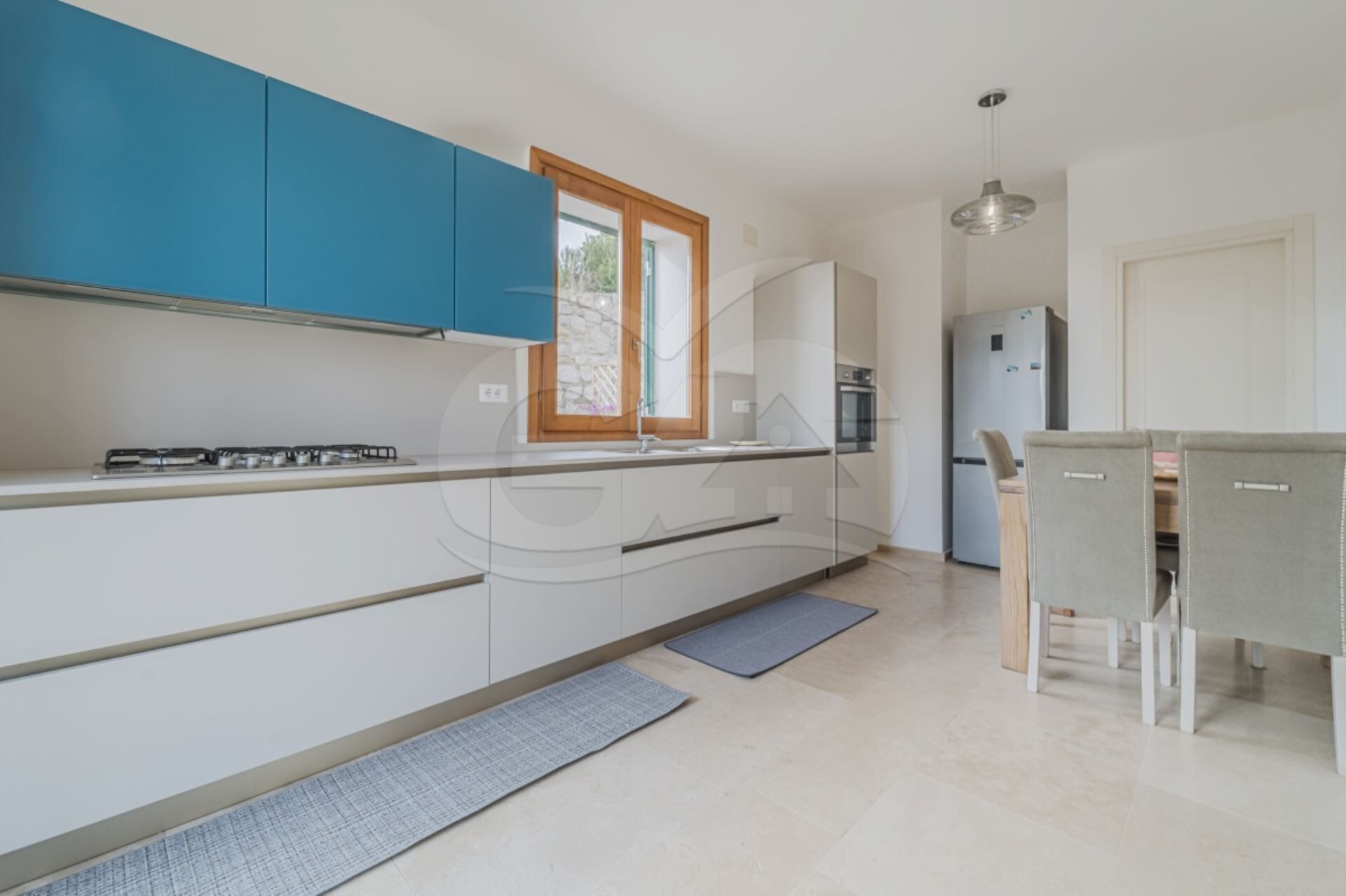 Kühlschrank, Ofen, Geschirrspüler