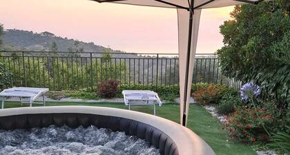Large Panoramic Villa for 14 Guests