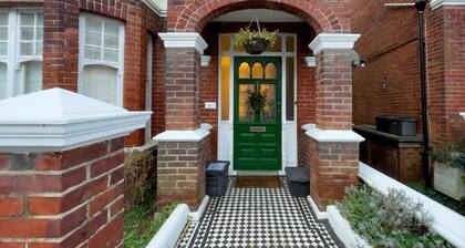 Simply Hove By My Getaways