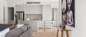 BOUTIQUE STAYS - Milk & Honey