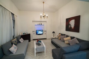 Apartment | 1 bedroom - Marina Apartment in Nikea (Nikaia-Agios Ioannis Rentis)