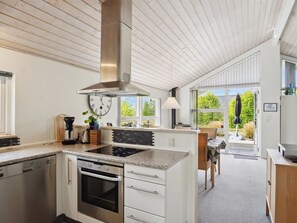 Fridge, microwave, dishwasher, cookware/dishes/utensils