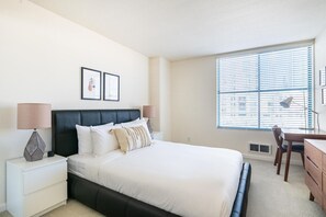 1 quarto, ferros/tábuas de passar roupa, Wi-Fi, roupa de cama