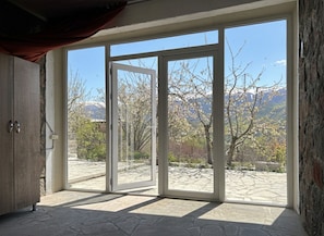 Panoramic Room | In-room safe, laptop workspace, free WiFi, bed sheets - NorDar Hotel (Garni)