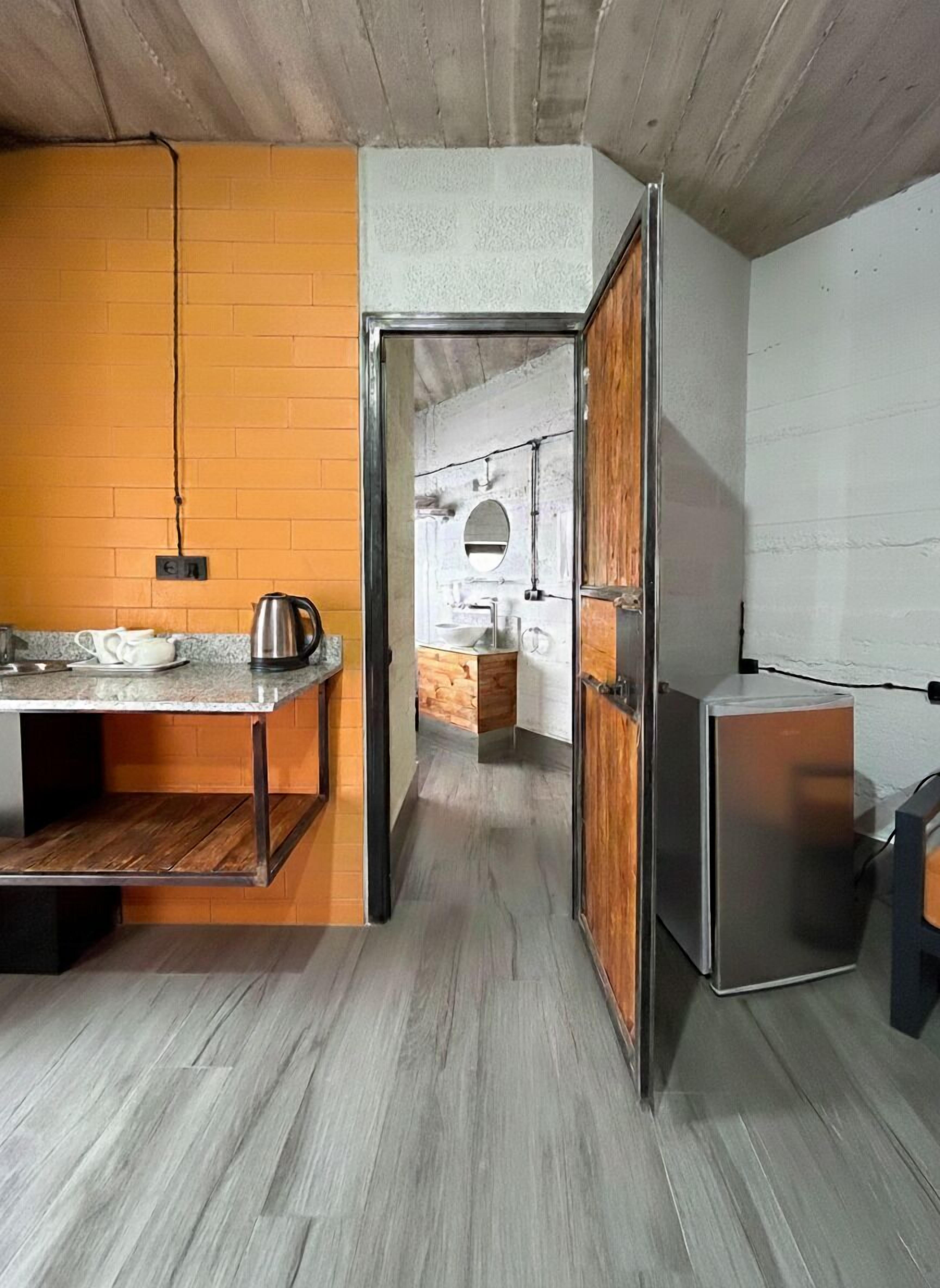 Honeymoon Double or Twin Room | In-room safe, laptop workspace, free WiFi