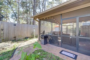 Terrace/patio - Dog-Friendly Cypress Vacation Rental w/ Lanai! (Cypress)