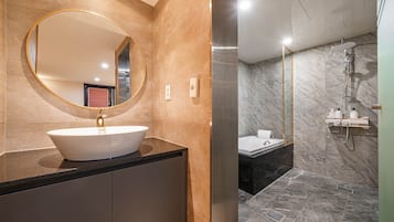 Rainfall showerhead, designer toiletries, hair dryer, bathrobes