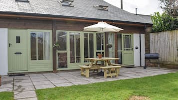 Cottage | Outdoor dining