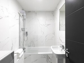Departamento, 1 habitación | Baño