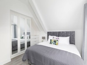 Apartment, 1 Bedroom | 1 bedroom - Skyvillion -vineyard Court- Enfield 1bed With Balcony (Enfield)