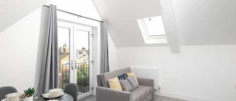 Apartment, 1 Bedroom | Interior