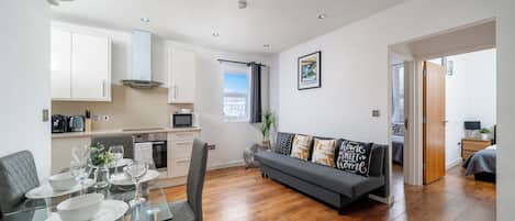 Appartement, 2 chambres | Salle de séjour