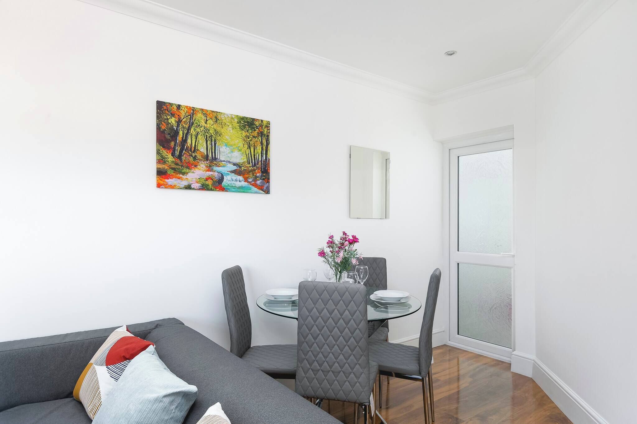 Apartment, 4 Bedrooms | Dining