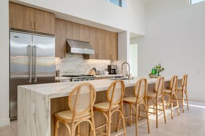 Fridge, oven, stovetop, dishwasher - Sleeps 116 | 44 Bedrooms | The Reserve Full Buyout by AvantStay (La Quinta)
