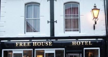 Golden Lion By JD Wetherspoon