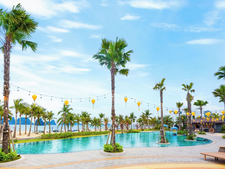Indoor pool, 2 outdoor pools, pool umbrellas, sun loungers