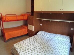 Appartement, 2 slaapkamers, patio, uitzicht op tuin | 2 slaapkamers