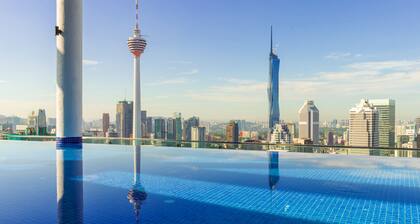 The Luxe & The Colony, KLCC