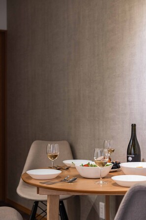 Design House | In-room dining