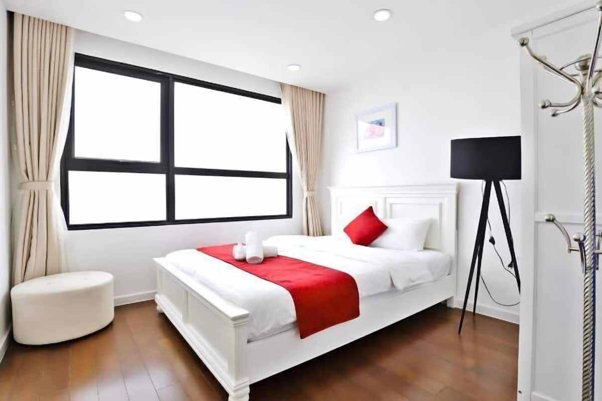 Premium bedding, memory-foam beds, in-room safe, desk