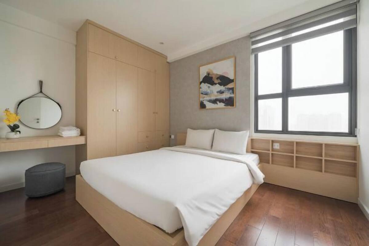 Premium bedding, memory-foam beds, in-room safe, desk